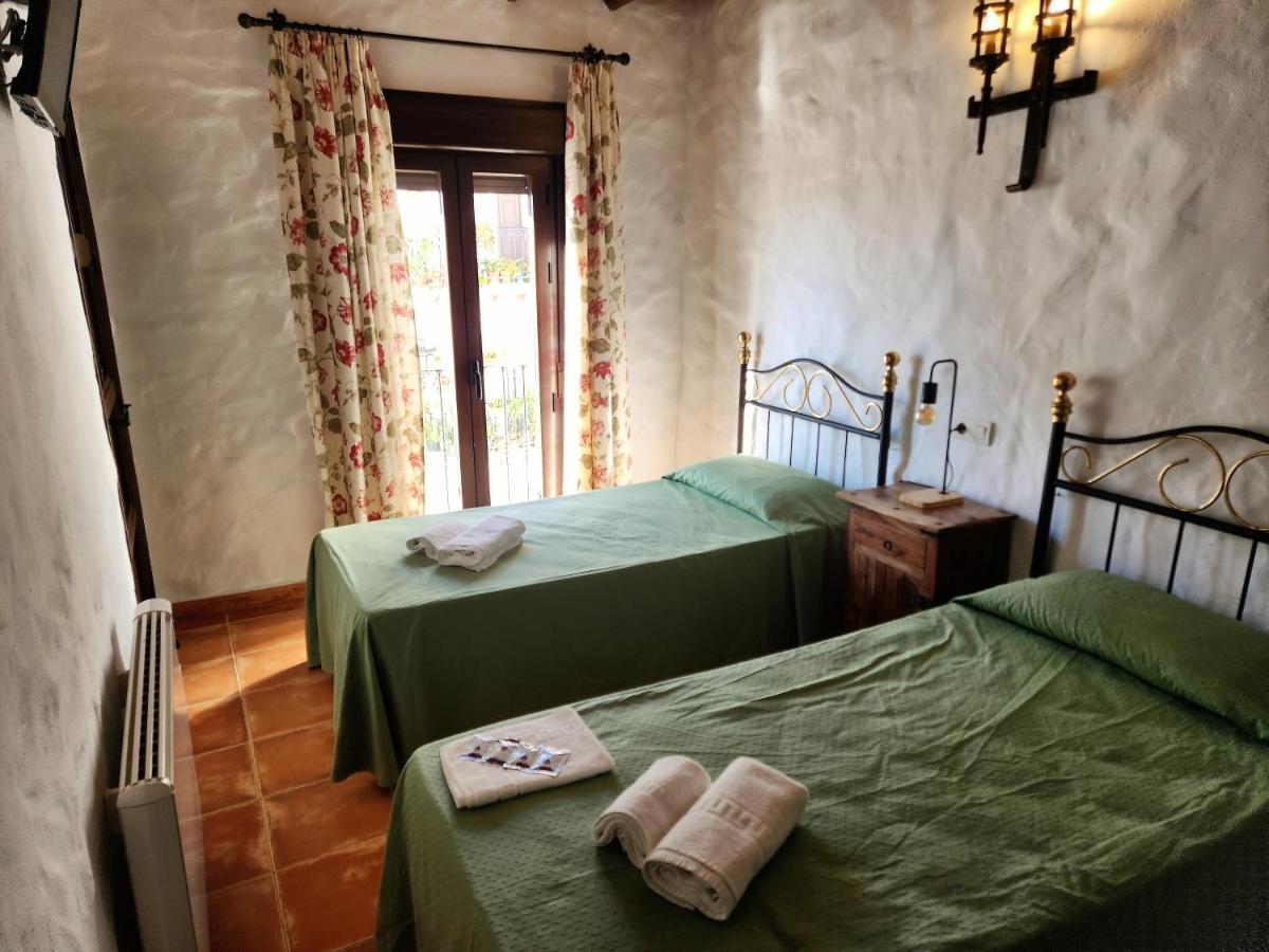 Posada La Plaza Canillas de Albaida Dış mekan fotoğraf